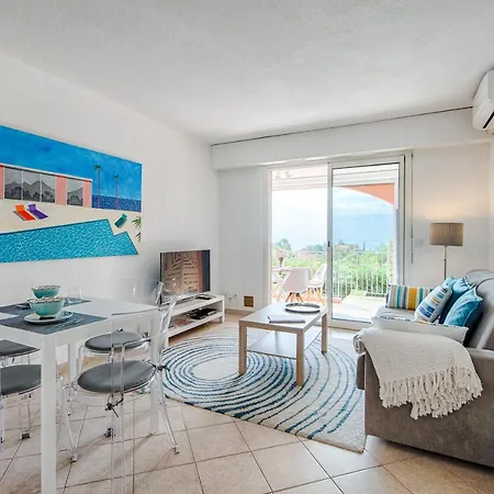 Cote D'azur Vue Mer Entre Cannes Et St Raphael アパート