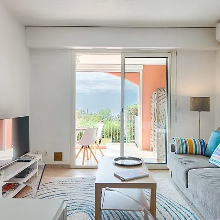 Cote D'azur Vue Mer Entre Cannes Et St Raphael アパート