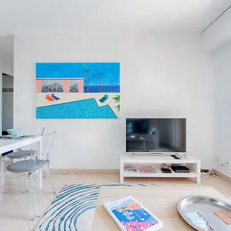 Cote D'azur Vue Mer Entre Cannes Et St Raphael テウル・シュル・メール