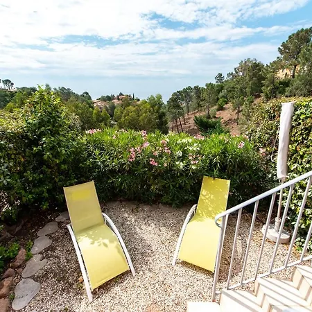 Cote D'azur Vue Mer Entre Cannes Et St Raphael アパート テウル・シュル・メール